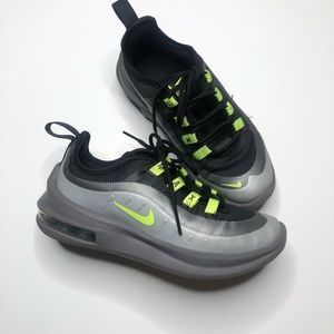 Nike Air Axis Kid’s Running Shoes
